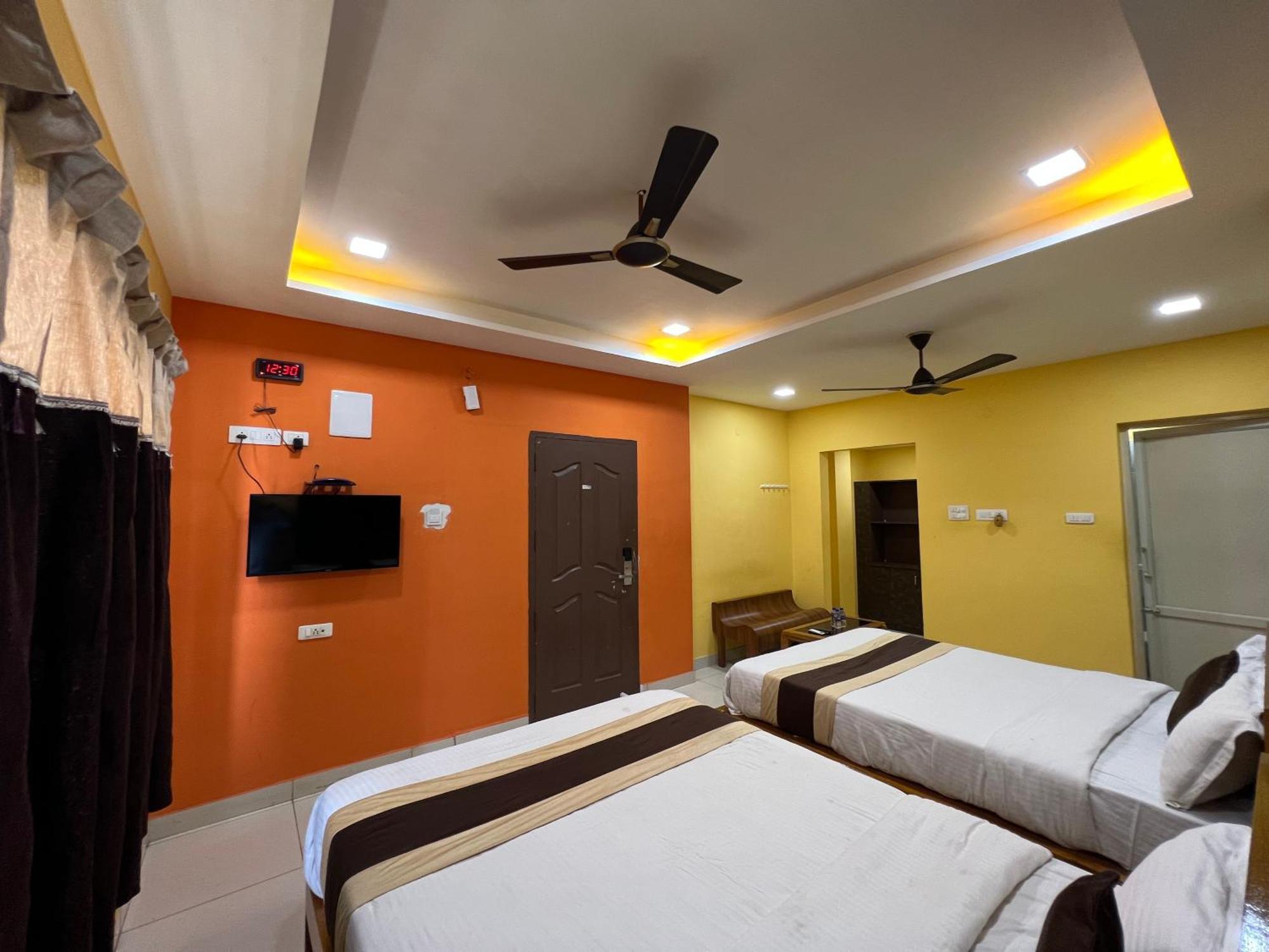 Le Hotel Host Tiruchirappalli Kültér fotó