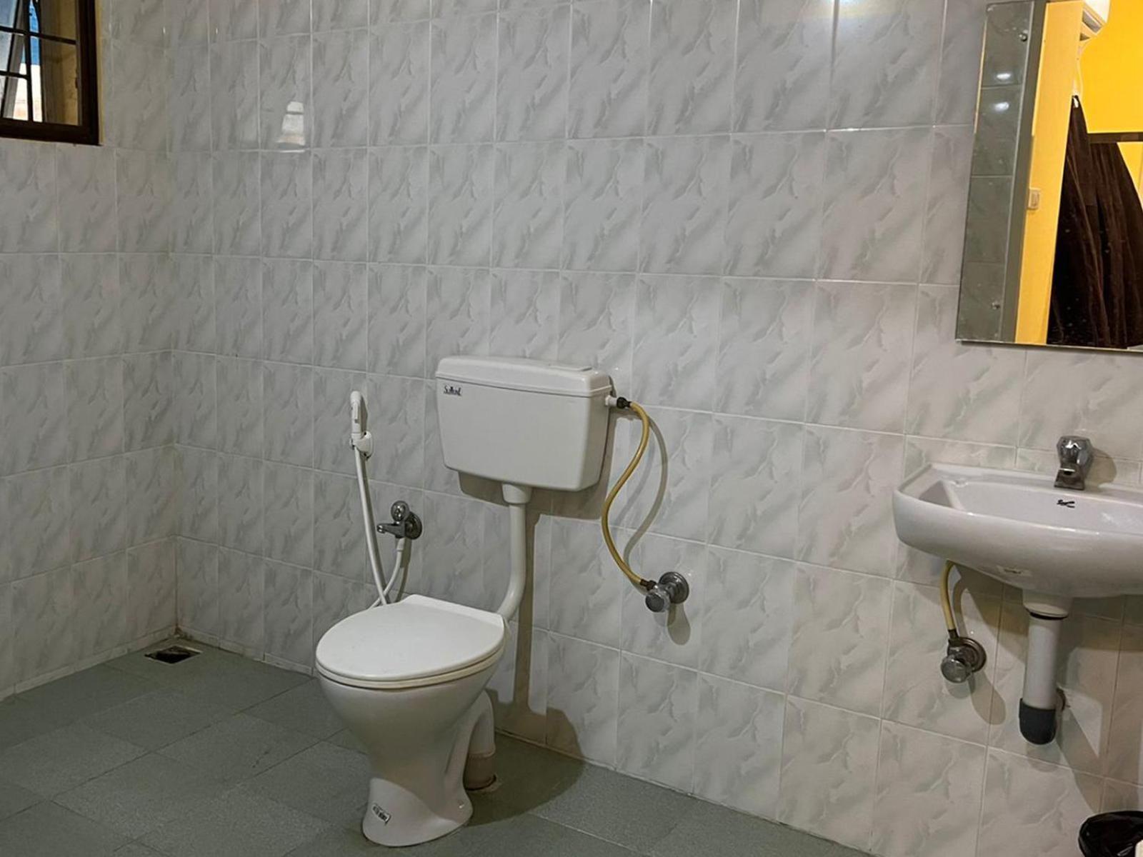 Le Hotel Host Tiruchirappalli Kültér fotó